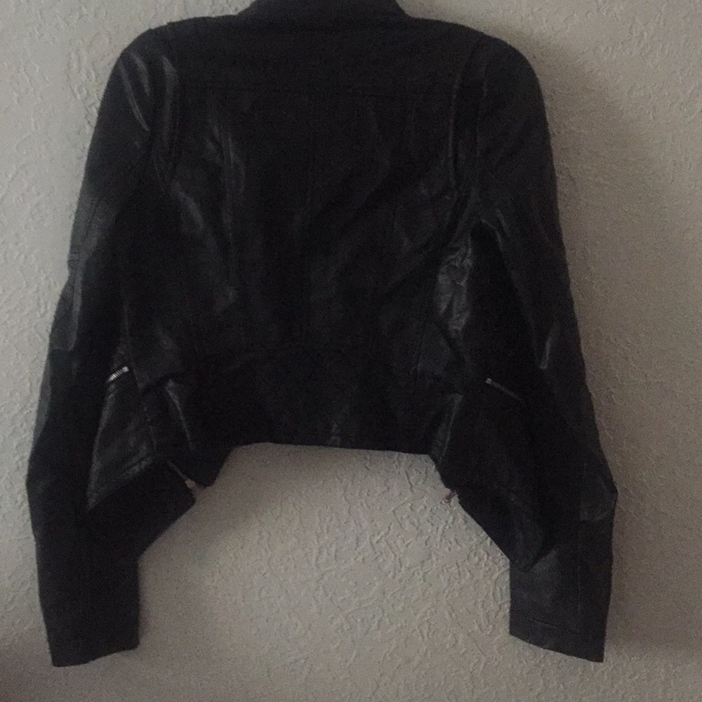 Leather jacket - Picture 5 of 5